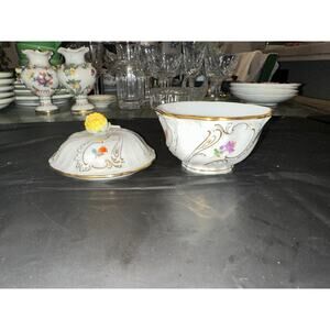 ESTATE SALE- 19TH CENTURY ANTIQUE MEISSEN CACHE POT SUGAR BOWL WITH LID FLORAL